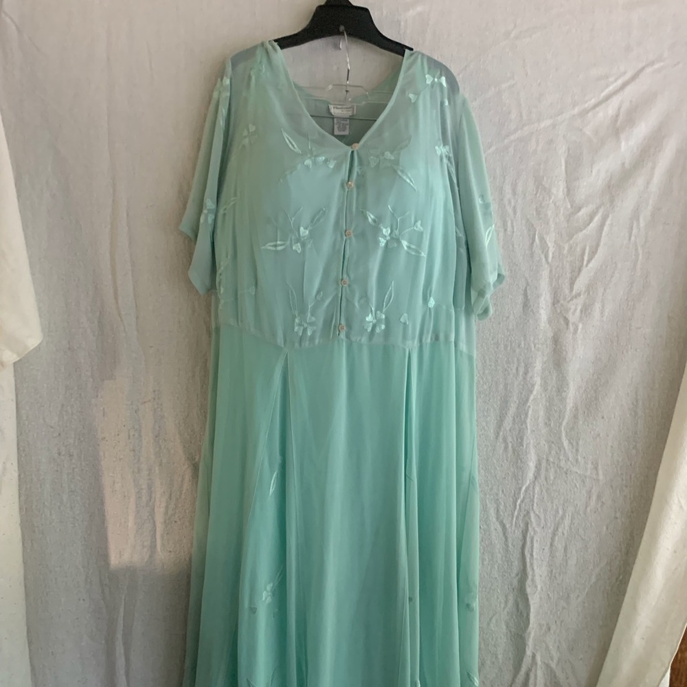 Beautiful full length dress for a party or wedding